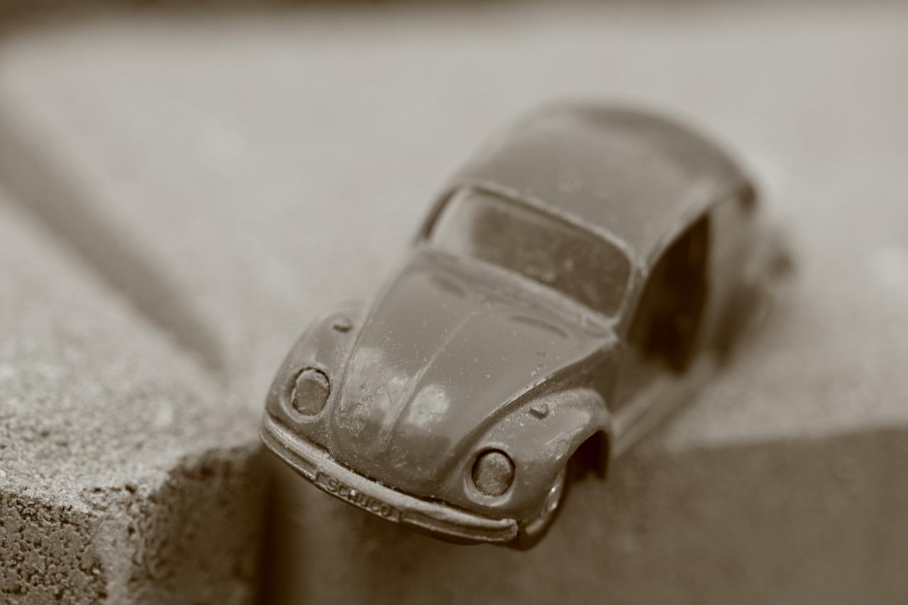 Automobile Model Old Beetle - Joa70 / Pixabay