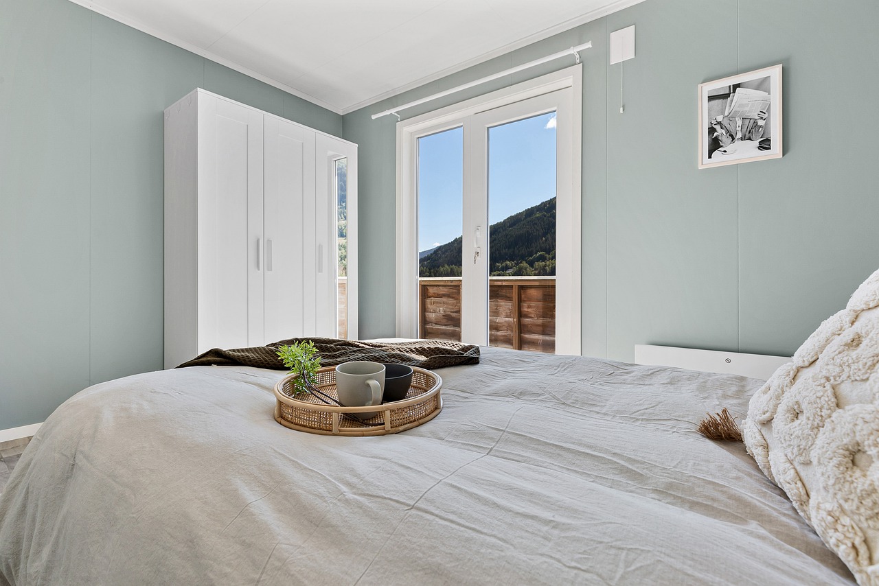 Interior Design Bedroom Furniture - Lisaphotos195 / Pixabay
