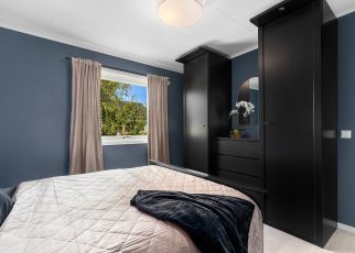 Interior Design Bedroom Furniture - Lisaphotos195 / Pixabay